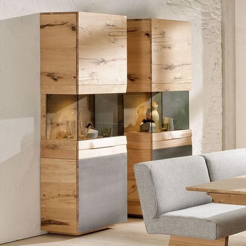 Vitrine contemporaine - V-Organo - Voglauer Möbelwerk Gschwandtner & Zwilling GmbH & Co. KG - en chêne / en fer / avec éclairage intégré