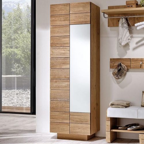 Armoire contemporaine - V-Montana  - Voglauer Möbelwerk Gschwandtner & Zwilling GmbH & Co. KG - en chêne / à portes battantes / blanche
