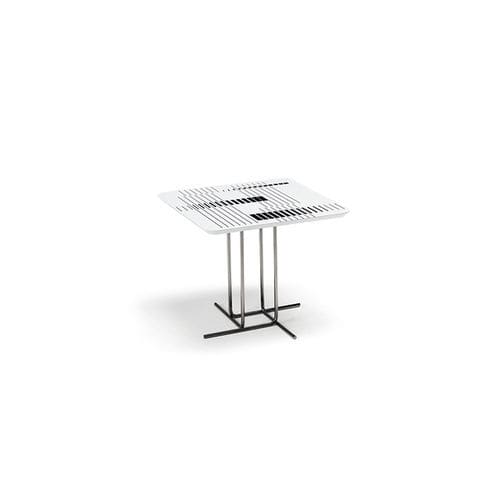Table d'appoint contemporaine - ALIBI - arketipo - en MDF / avec piètement en métal / carrée
