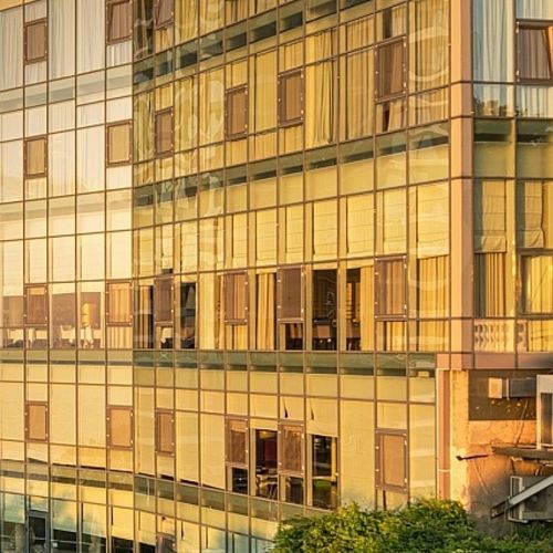 Mur-rideau en panneaux préfabriqués - E85 - ETEM  - en aluminium et en verre / en panneaux photovoltaïques / acoustique