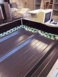 Panneau sandwich pour toiture - FISCHERTHERM DL 100 - Fischer Profil GmbH  - face métallique / âme en polyuréthane PUR
