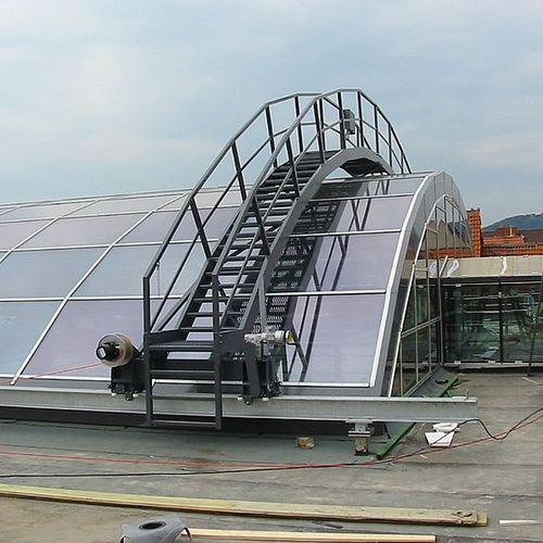 Passerelle de maintenance pour toiture - Gantries - GEDA GmbH - en métal
