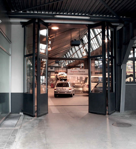 Automatisme pour porte pliante - Drive mechanisms for sliding/folding doors  - Gilgen Door Systems AG 