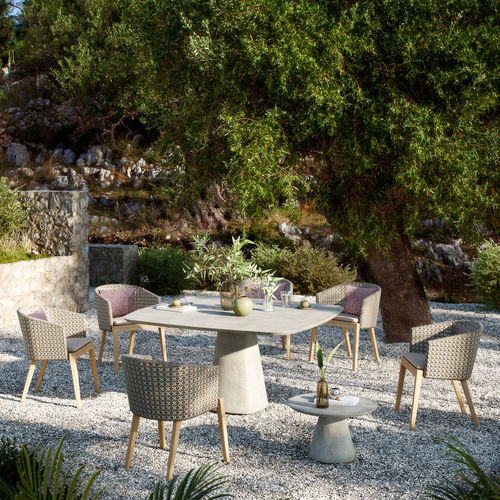 Table à manger contemporaine - CONIX - Royal Botania - en céramique / en béton / avec piètement en béton