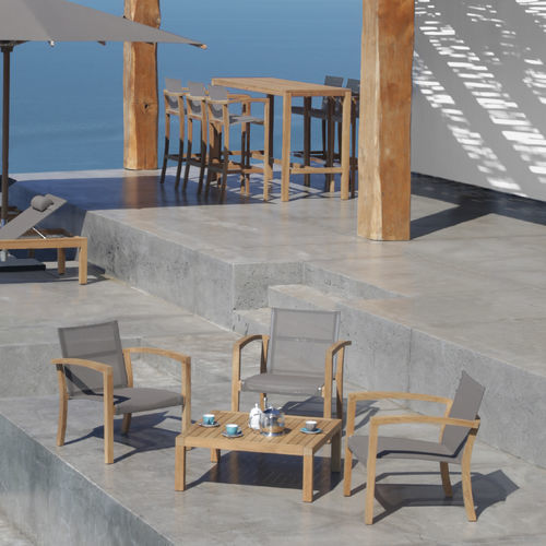 Fauteuil contemporain - XQI - Royal Botania - en Batyline® / en teck / empilable
