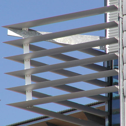 Brise-soleil en aluminium - VS-H-300-SH - MLL-HAMBURG® - pour façade / vertical / rigide