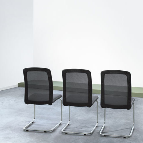 Chaise contemporaine - TWIST - girsberger - d'intérieur / en résille / cantilever