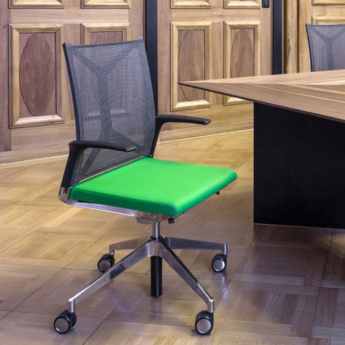 Fauteuil de bureau contemporain - CAMIRO WORK&MEET - girsberger - en maille / tapissé / noir