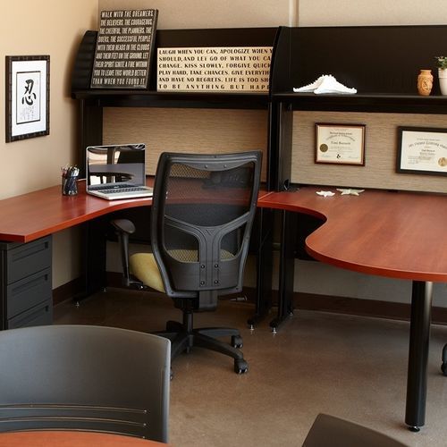 Bureau pour open space - WORKZONE - KI - mural / sur pied / de 2 à 4 personnes