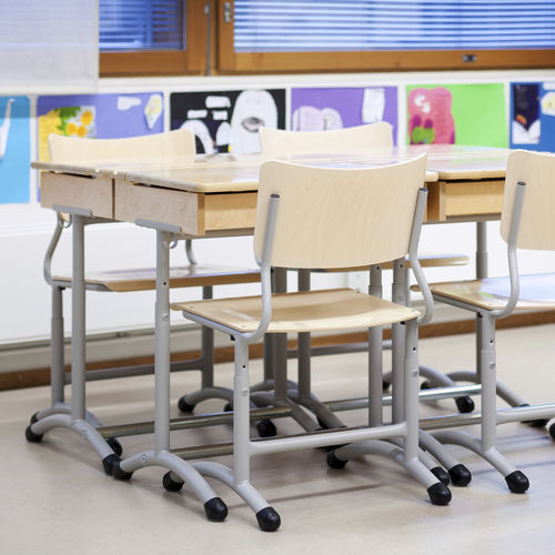 Table d'enseignement contemporaine - PRIMA - ISKU - en stratifié / en contreplaqué / en bouleau
