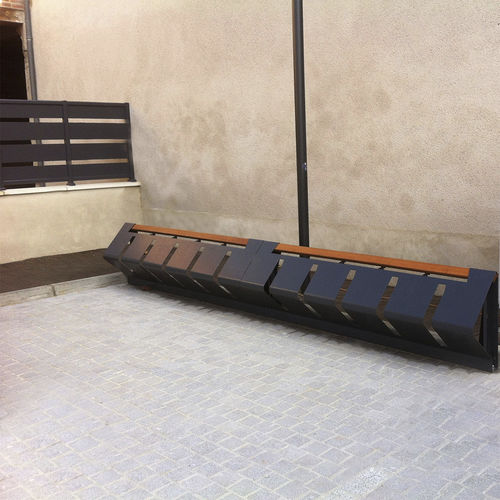 Range-vélo au sol - LEGNA - GUYON - horizontal / pour espace public / en métal