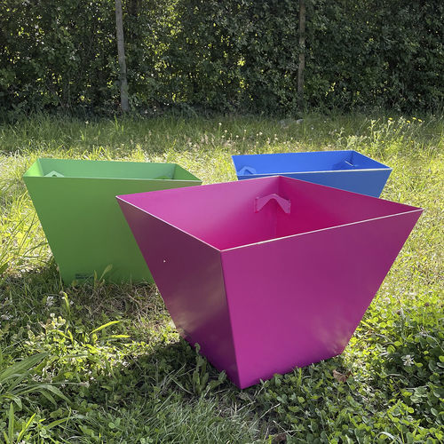 Jardinière en métal - KUBIC - GUYON - carrée / en hauteur / à nettoyage facile