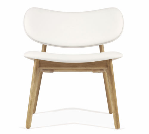 Chaise contemporaine - PLC LOUNGE - DAVIS - d'intérieur / en bois / tapissée