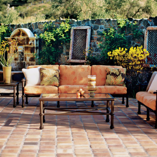 Canapé classique - CAMPAIGN GRANDE - BROWN JORDAN - de jardin / en tissu / avec coussin amovible