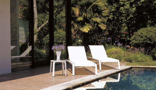 Bain de soleil contemporain - SIROCCO - BROWN JORDAN - en résille / en métal / de jardin