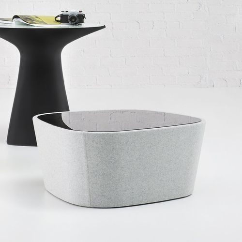 Table basse contemporaine - Blom  - schiavello - en verre / avec piètement en tissu / carrée