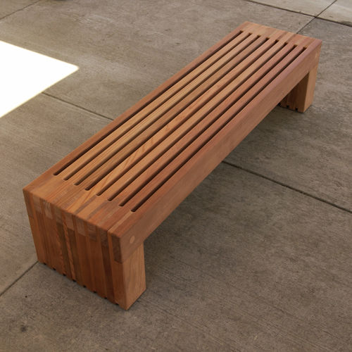 Banc public contemporain - PALISADE - landscapeforms - en bois
