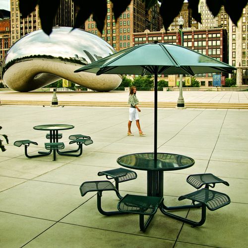 Ensemble table et chaises contemporain - CAROUSEL - landscapeforms - d'extérieur / en métal / rond