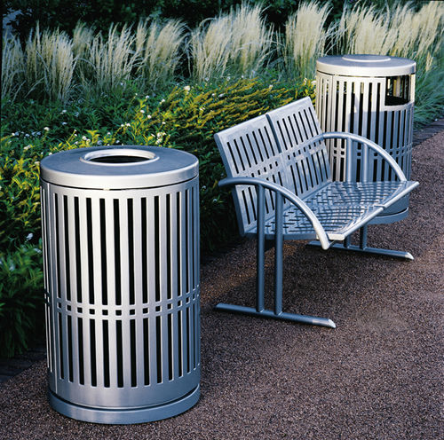 Poubelle publique - CHASE PARK - landscapeforms - en acier / en aluminium / avec cendrier intégré