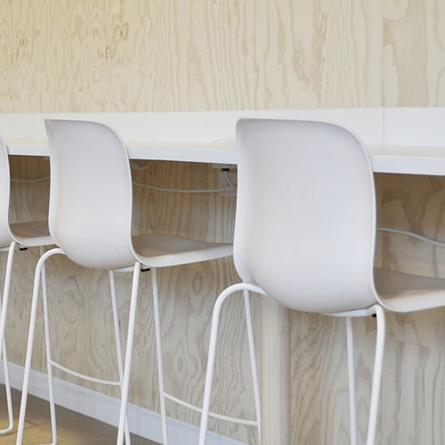 Tabouret de bar contemporain - EPCAOB3QCS - HOWE - en cuir / en tissu / en polypropylène