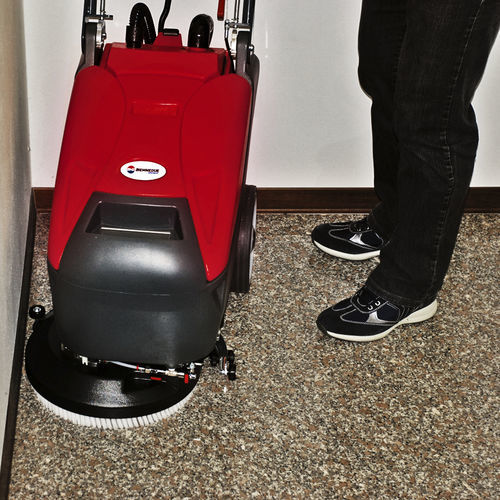 Autolaveuse accompagnée - WET 350 - BIEMMEDUE SpA - sur batterie