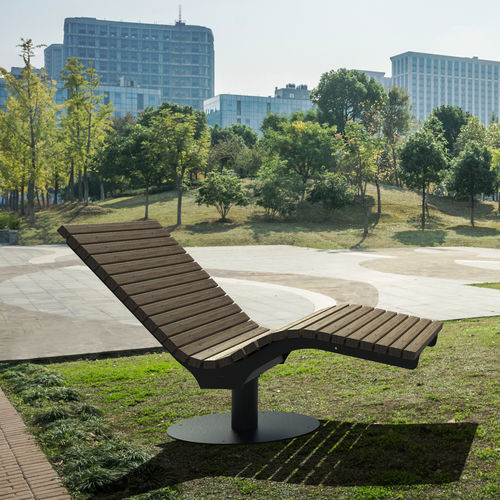Bain de soleil contemporain - Solaris - ERLAU - en bambou / en acier galvanisé / en acier galvanisé