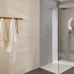 receveur de douche &agrave; fleur de sol