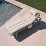 chaise longue d'ext&eacute;rieur contemporaine