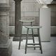 tabouret de bar classique / en bois massif / avec repose-pieds / professionnel
