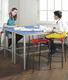 tabouret contemporain / en plastique / empilable / avec repose-pieds