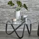 table basse contemporaine / en rotin / en verre / triangulaire