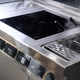 cuisinière à gaz / à induction / électrique / pour cuisine professionnelle