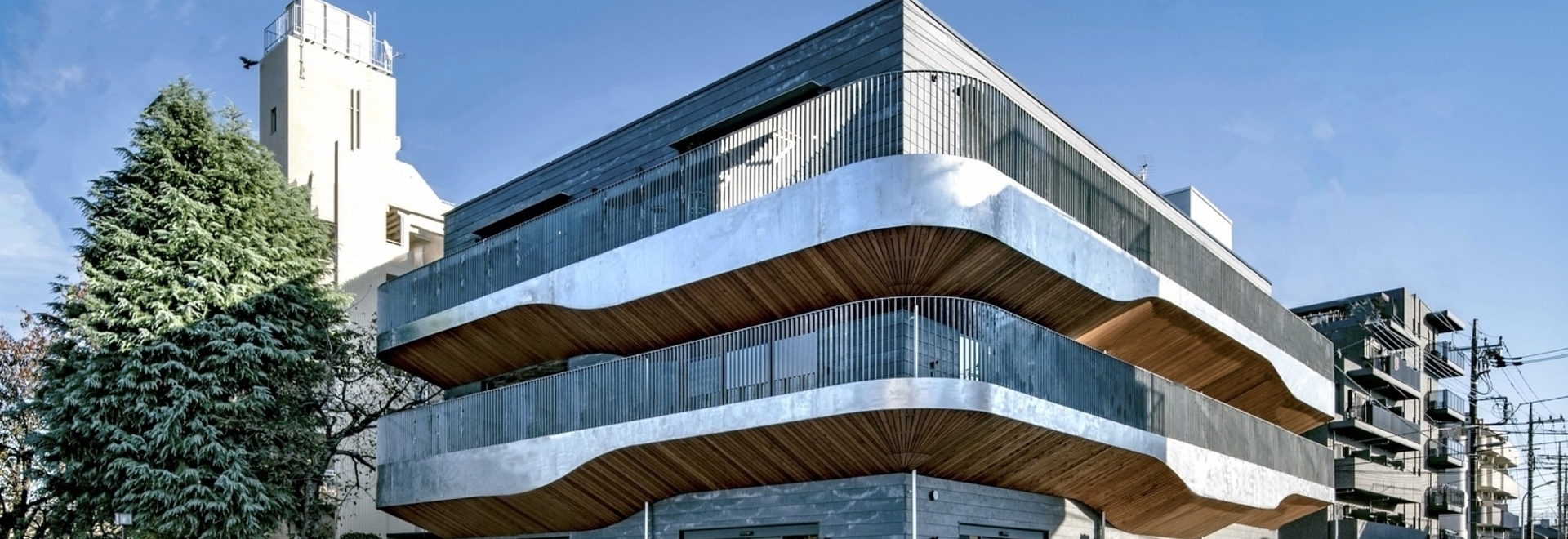 Bâtiment Enhako / Organic Design Inc.