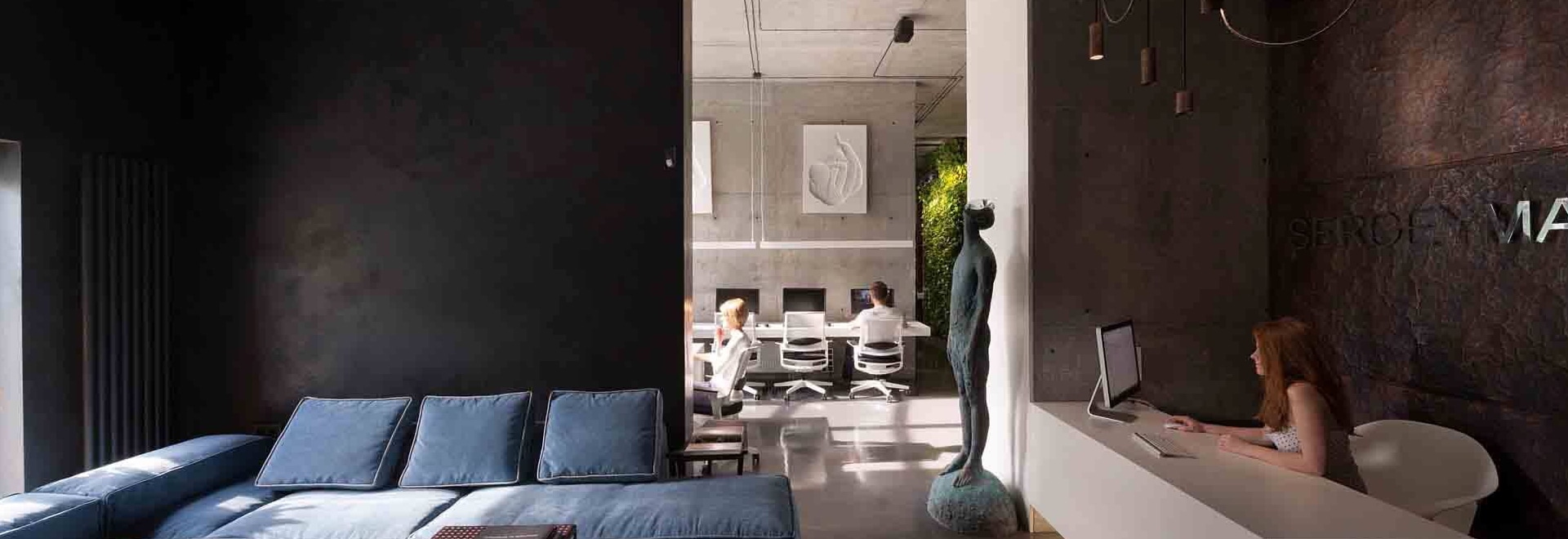 Bureau et salle d'exposition d'atelier architectural Sergey Makhno