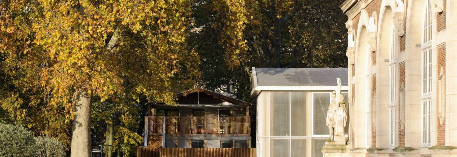 Pépinière en bois Paris par Djuric Tardio architectes