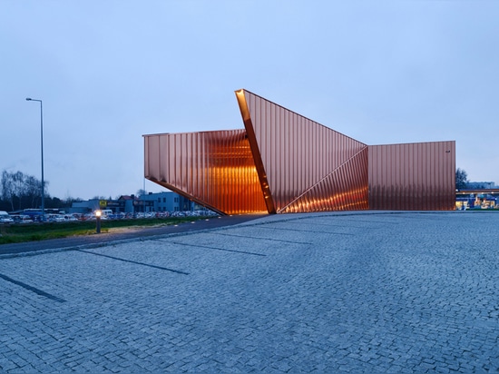 MUSÉE DU FEU DEDANS ? ORY PAR OVO GRABCZEWSCY ARCHITEKCI