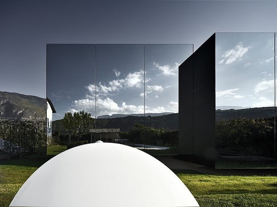 MAISONS DE MIROIR PAR ARCHITECTURE DE PETER PICHLER