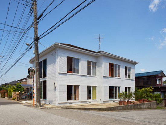 ARCHITECTE DE KOCHI ? LE STUDIO DE S COUPE UN VIDE GÉOMÉTRIQUE EN RÉSIDENCE DE TOKYO