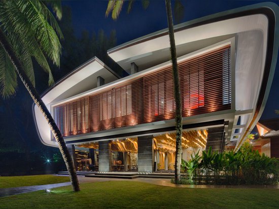 INTÉRIEURS DE MAISON DE PLAGE D'INIALA PAR A-CERO