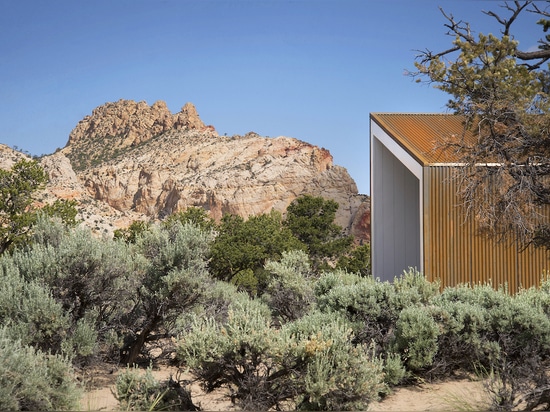 IMPRÉGNEZ LA MAISON DE DÉSERT DE COUVERTURES DE CONCEPTION EN ACIER DE CORTEN