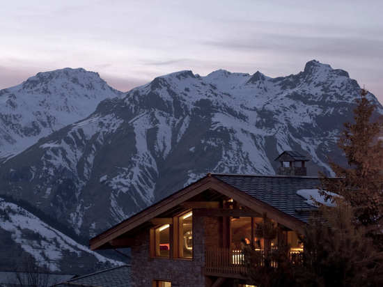 5 CHALETS POUR BRAVER LES MOIS D'HIVER