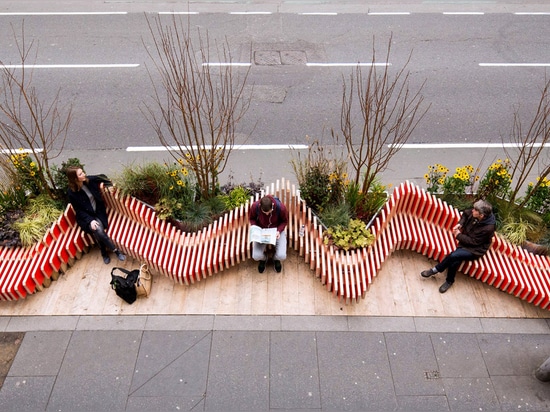 Le « parklet » portatif par le studio de WMB ajoute la verdure aux rues de Londres