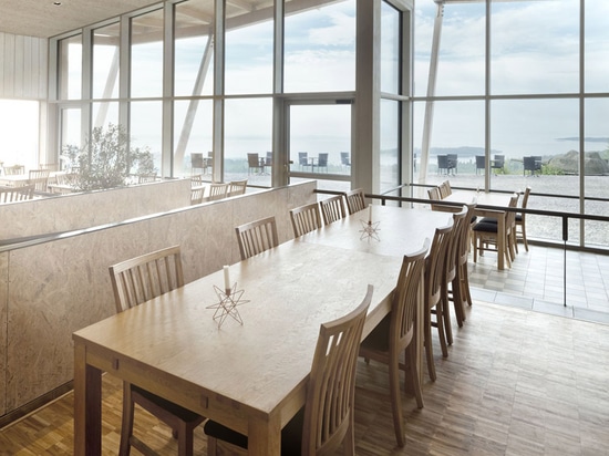 Les architectes de Sweco construit le restaurant timber-framed à la forteresse de Hemsö de la Suède