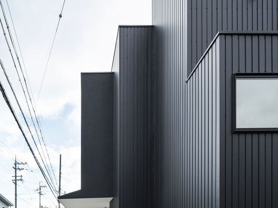 Chambre d'encadrement dans Shiga, Japon par des architectes de Kouichi Kimura