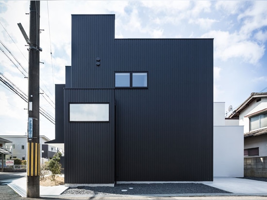 Chambre d'encadrement dans Shiga, Japon par des architectes de Kouichi Kimura