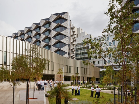 l'hôpital ? le paysage de s comporte un parc linéaire