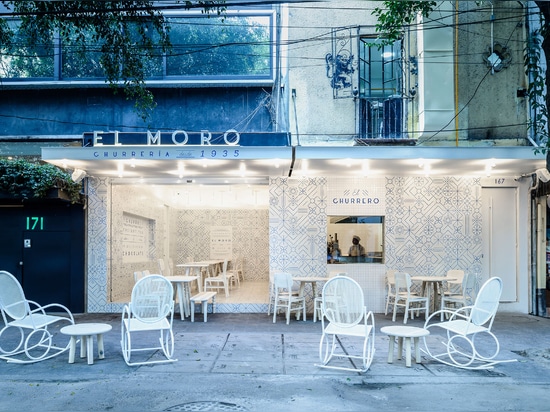 EL Moro Churrería à Mexico par Cadena + Asociados