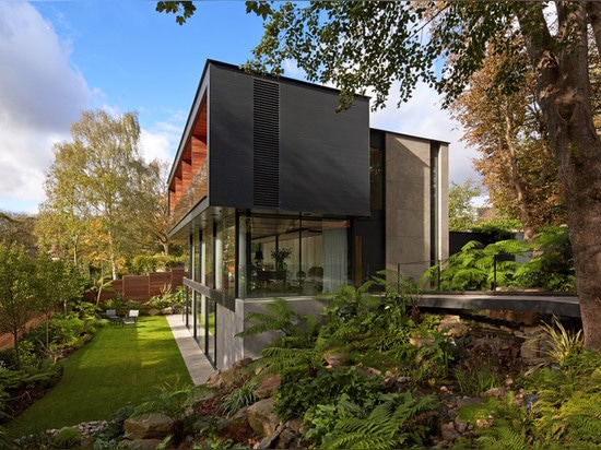 La maison de Hampstead par Stanton Williams a conçu pour évoquer « l'esprit d'une maison d'arbre »