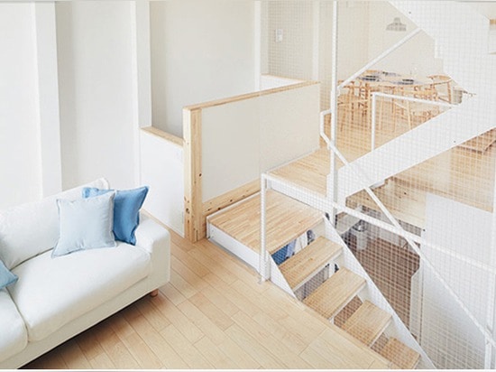 La Chambre de la construction préfabriquée MUJI est une maison rêveuse minimaliste de Daylit à Tokyo