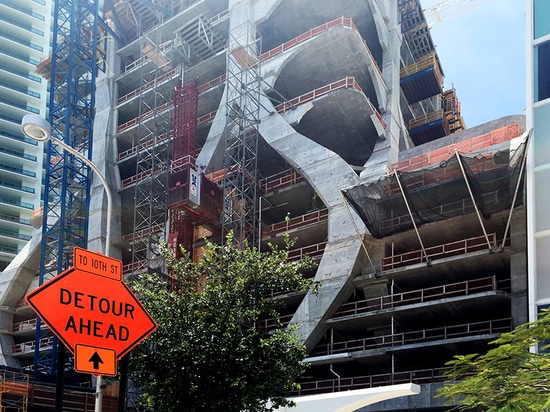 mille musées par des architectes de hadid de zaha se dessinent à Miami